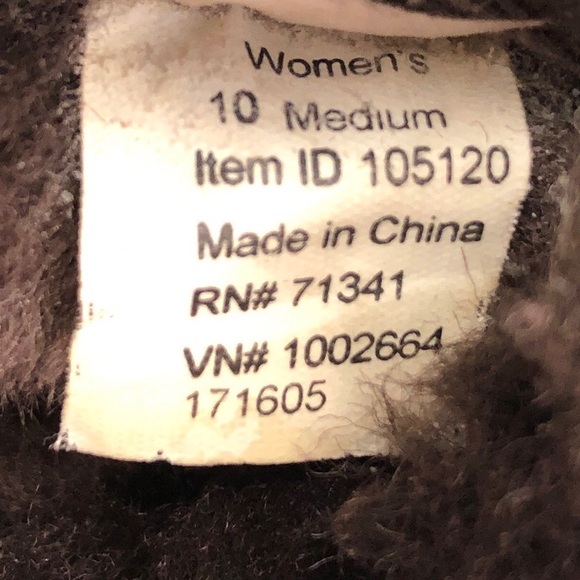 L.L. Bean Wicked Good Sheepskin Winter Slippers 10M - Picture 8 of 13